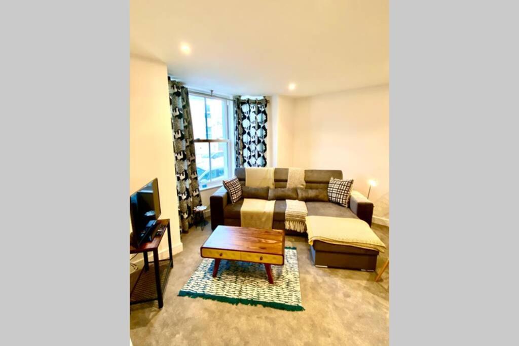 Stunning New Apartment Set In St Leonards On Sea Hollington  Esterno foto